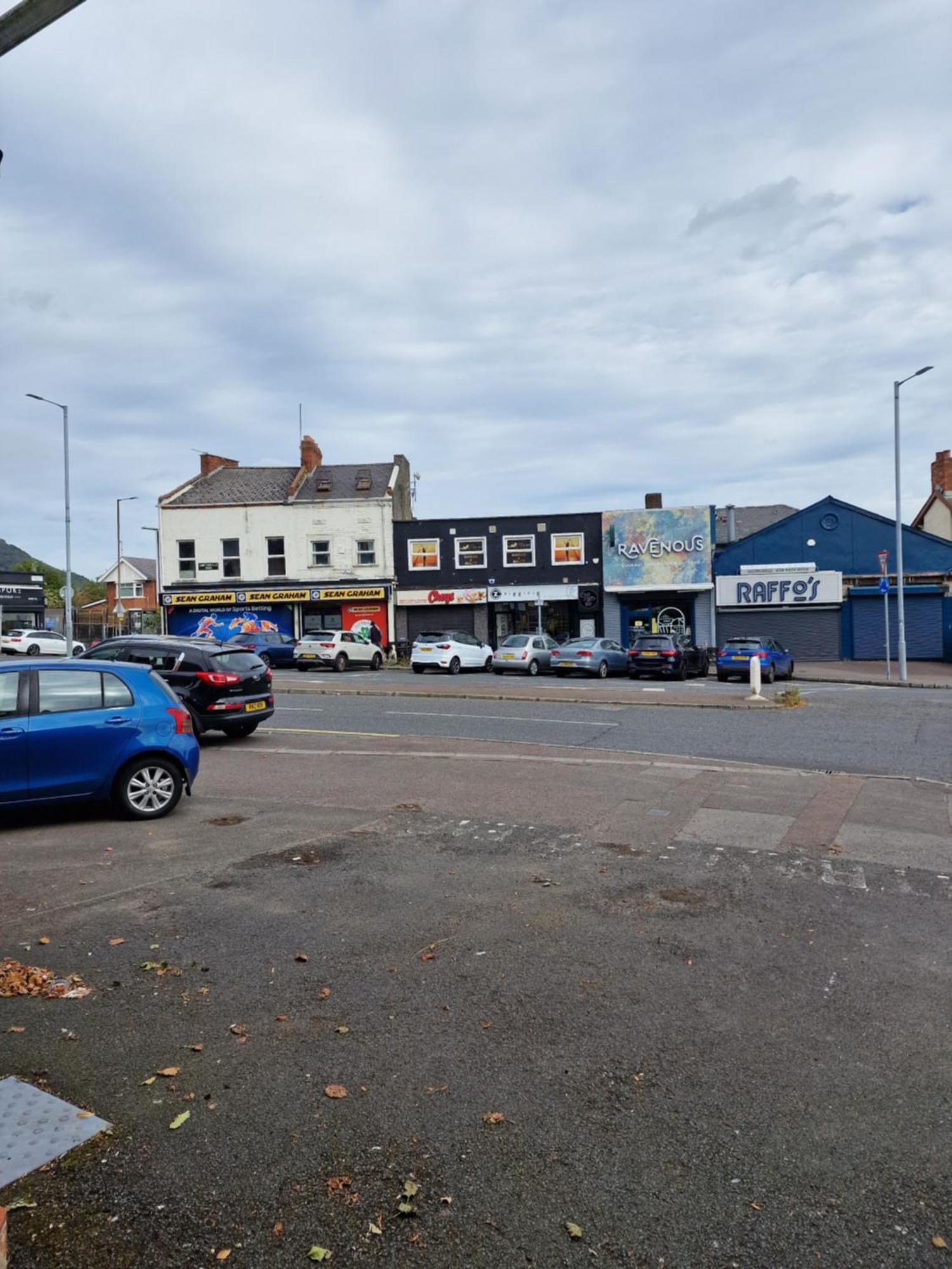 Хостел Aunty Katie'S House, Ni Tourist Board Certified & Located On The Main Oldpark Road To Belfast, With Free Continental Breakfast & Free Ultra Fast Sky Internet, Free Sky Sports & Free Sky Cinema, Self-Check In After 10Pm Gmt Экстерьер фото