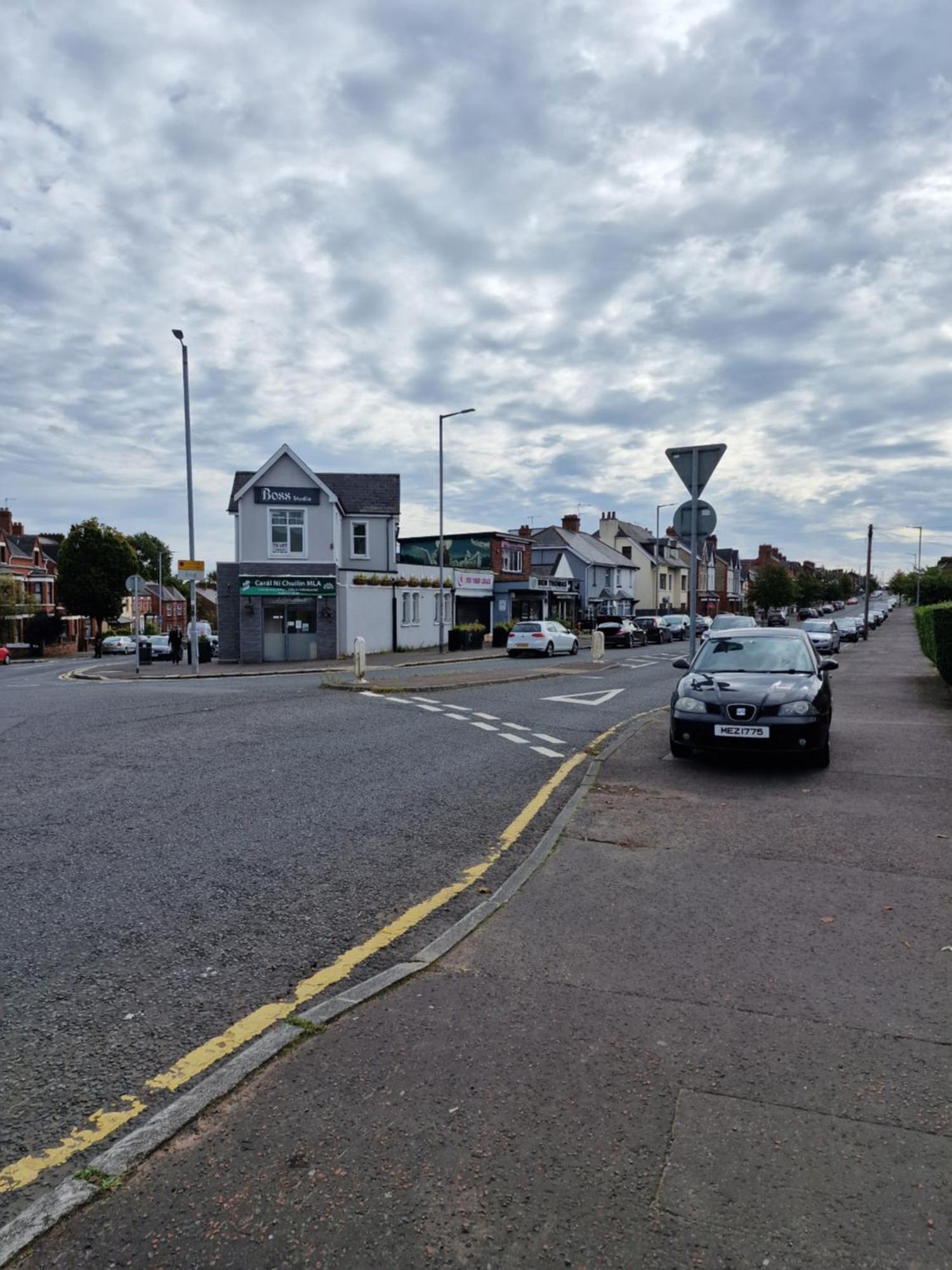 Хостел Aunty Katie'S House, Ni Tourist Board Certified & Located On The Main Oldpark Road To Belfast, With Free Continental Breakfast & Free Ultra Fast Sky Internet, Free Sky Sports & Free Sky Cinema, Self-Check In After 10Pm Gmt Экстерьер фото